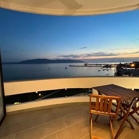 I N S P I R E By Sea View Suites Vlore Exterior photo