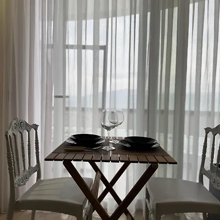 I N S P I R E By Sea View Suites Vlore Exterior photo